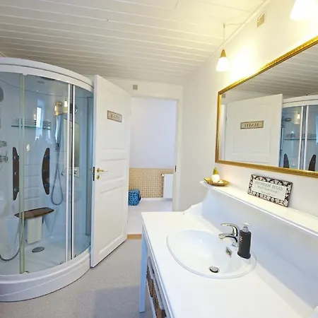 Bed & Breakfast Myregaard And 3*