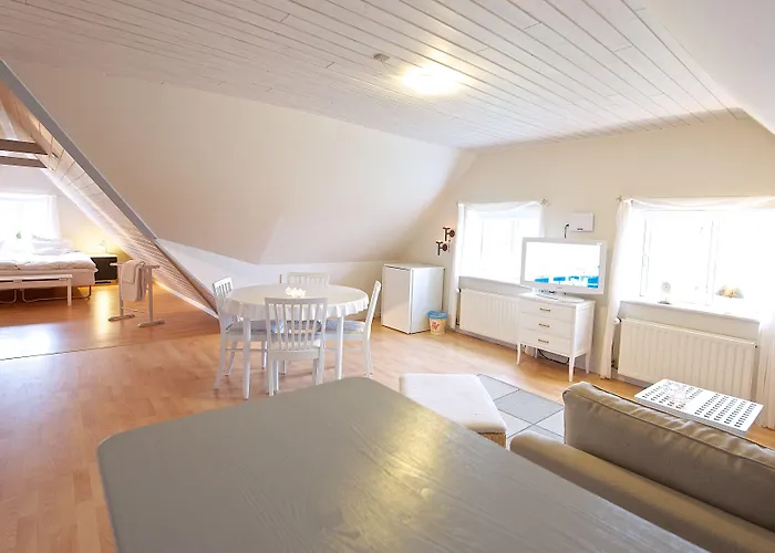 Myregaard And 3* Snogebæk