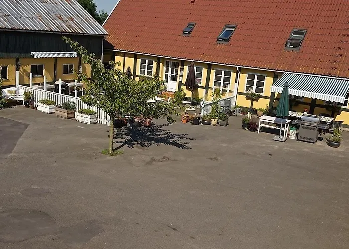 Myregaard And Bed & Breakfast