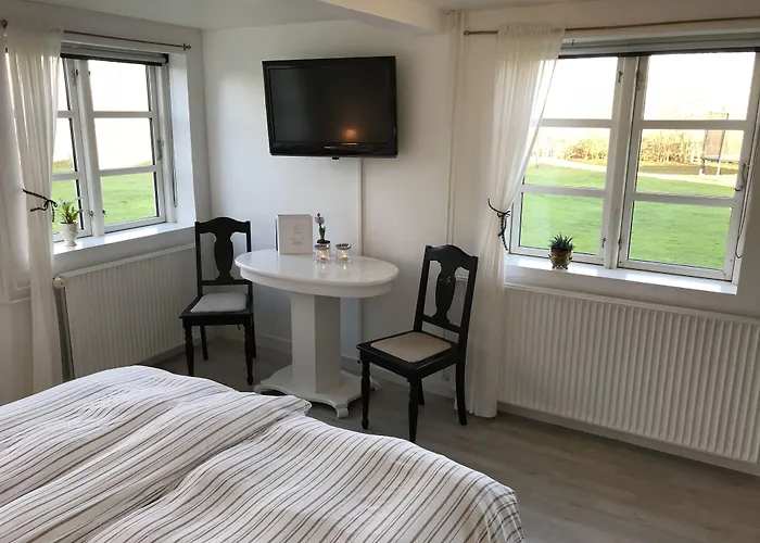 Myregaard And Bed & Breakfast