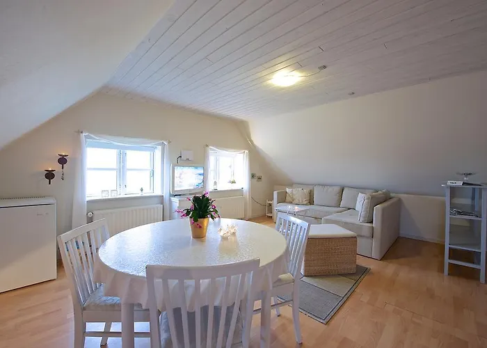 Myregaard And Bed & Breakfast 3*